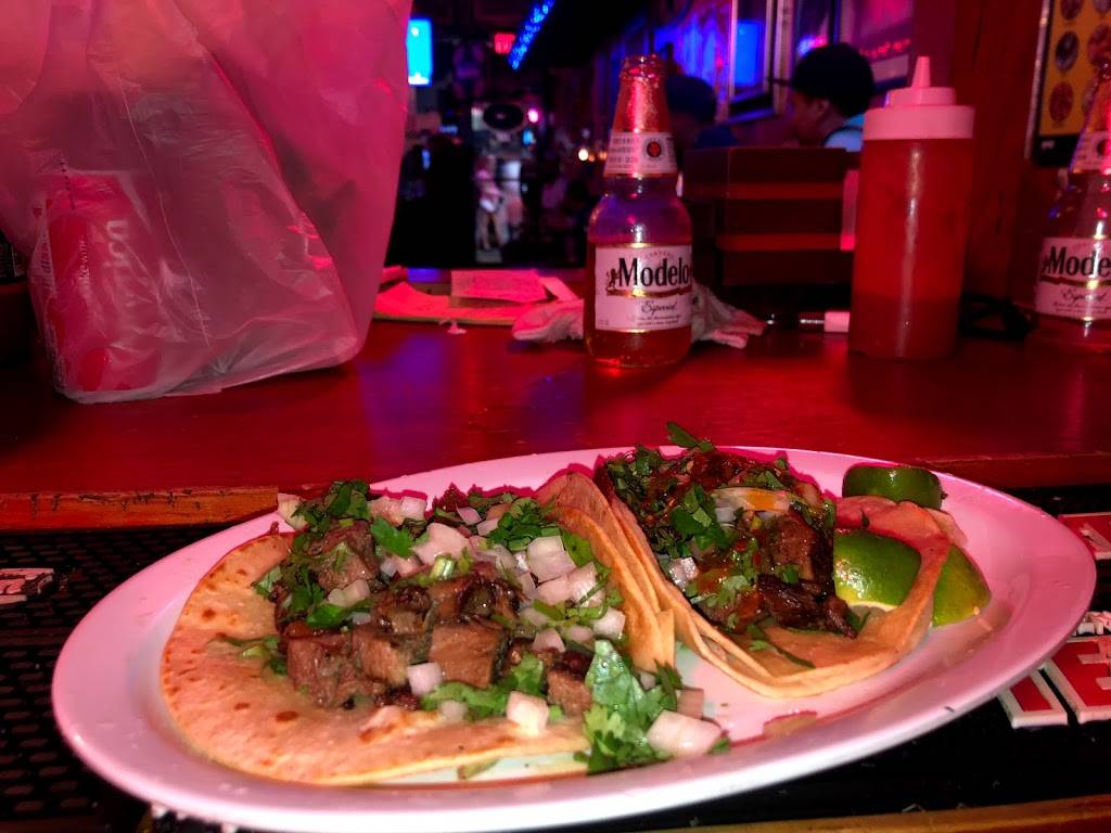 Las Sirenas | restaurant | 1896 Jerome Ave, The Bronx, NY 10453, USA | 9177923395 OR +1 917-792-3395