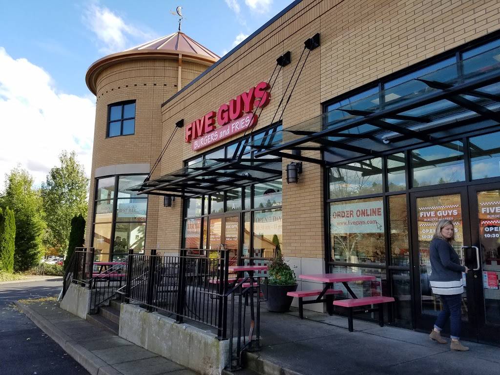 Five Guys | meal takeaway | 2050 8th Ave, West Linn, OR 97068, USA | 5035940812 OR +1 503-594-0812