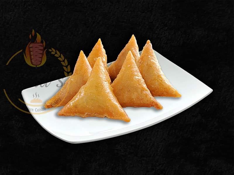 Dinas Cuisine | restaurant | 845r Forest Ave, Portland, ME 04103, USA | 2079567211 OR +1 207-956-7211