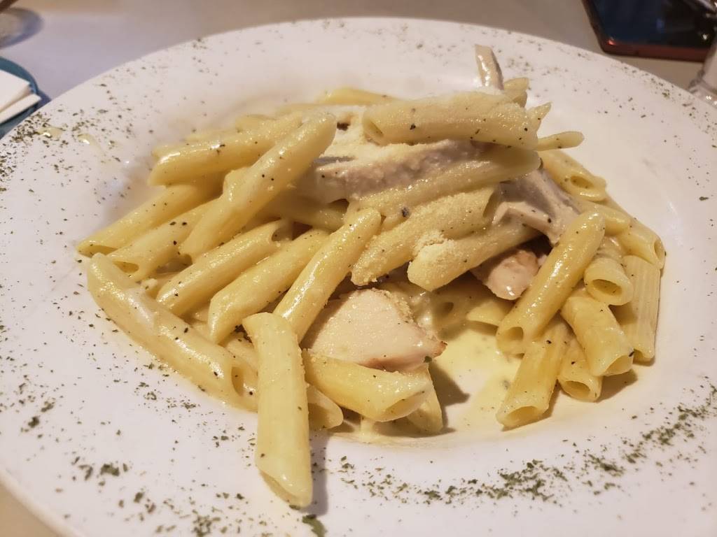 Schueys Bar & Grill | restaurant | 1130 Martin Grove Rd, Etobicoke, ON M9W 4W1, Canada | 4162491516 OR +1 416-249-1516