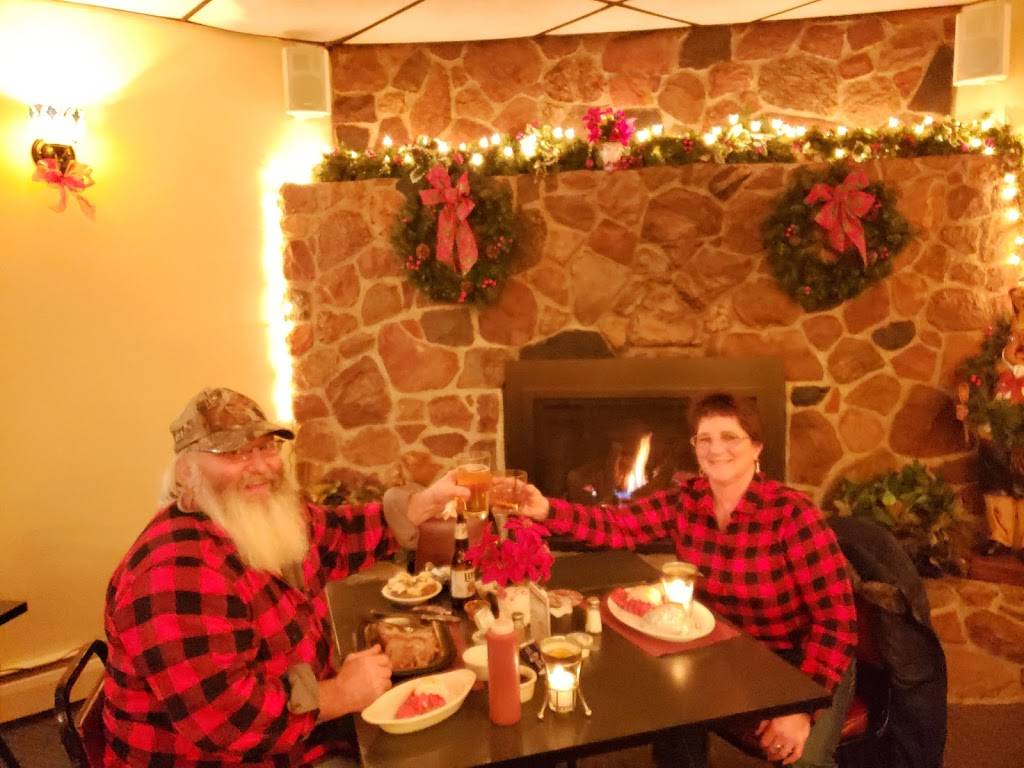 Wood Lake Resort | restaurant | W7115 Dakota Ave, Westfield, WI 53964, USA | 6082964129 OR +1 608-296-4129