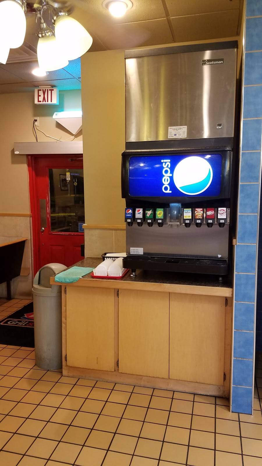 Dairy Queen Grill & Chill | restaurant | 215 W Main St, Lyons, KS 67554, USA | 6202572882 OR +1 620-257-2882