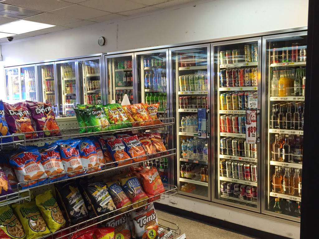 Crown Petro & Liquor | restaurant | 600 N Kings Hwy, Myrtle Beach, SC 29577, USA | 8439460000 OR +1 843-946-0000