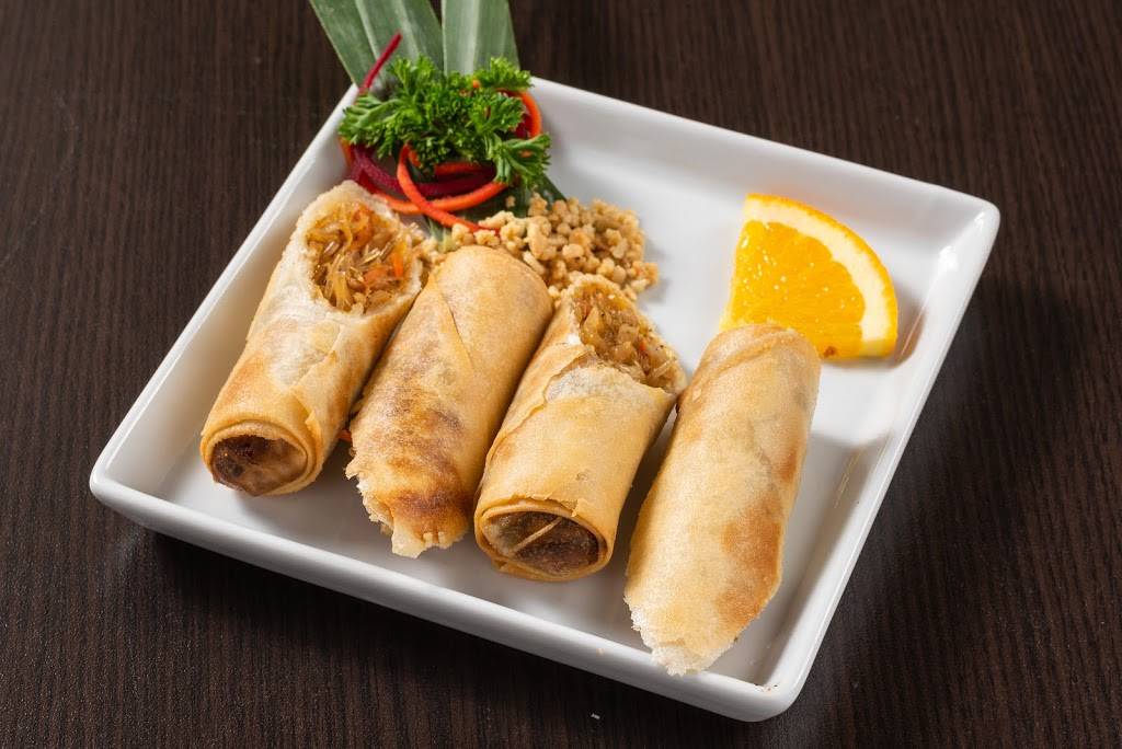 Thai One on Dundas | restaurant | 3132 Dundas St W, Toronto, ON M6P 2A1, Canada | 4165168080 OR +1 416-516-8080