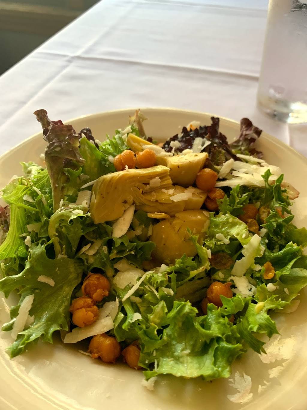 One Twenty Six | restaurant | 126 E Washington St, Iowa City, IA 52240, USA | 3198871909 OR +1 319-887-1909