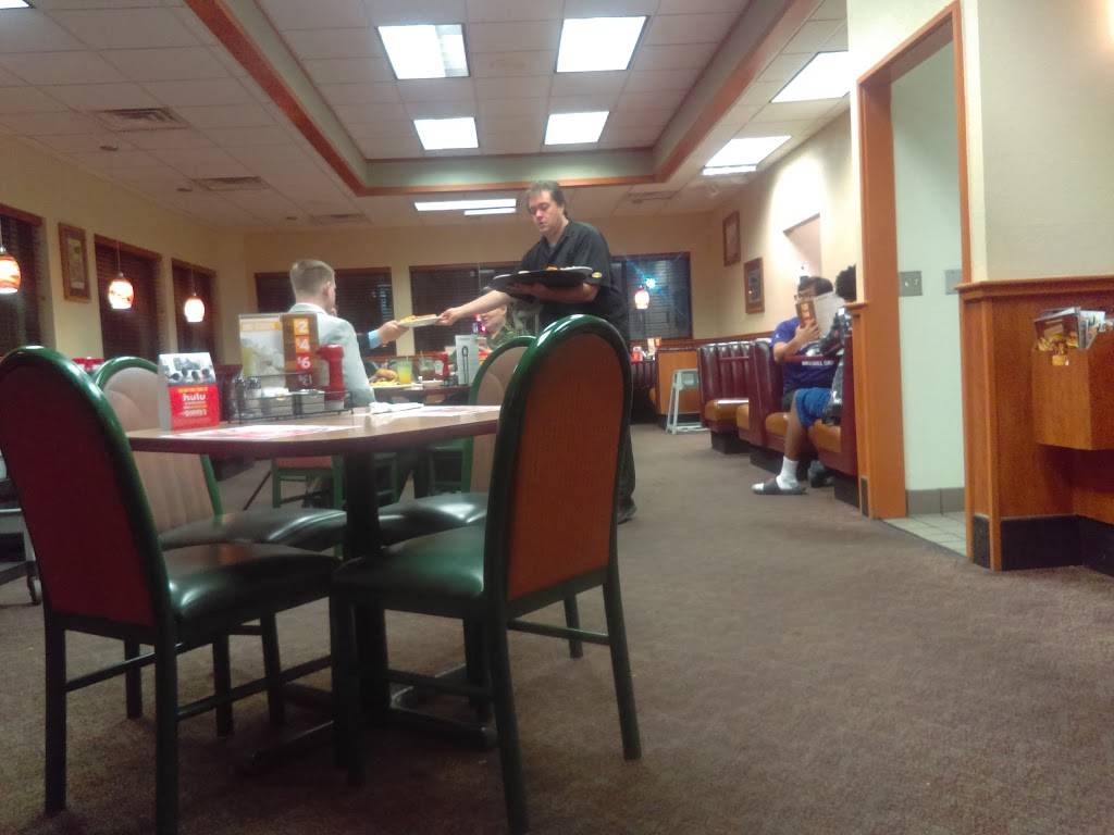 Dennys | restaurant | 6480 North Fwy, Fort Worth, TX 76137, USA | 8178471939 OR +1 817-847-1939