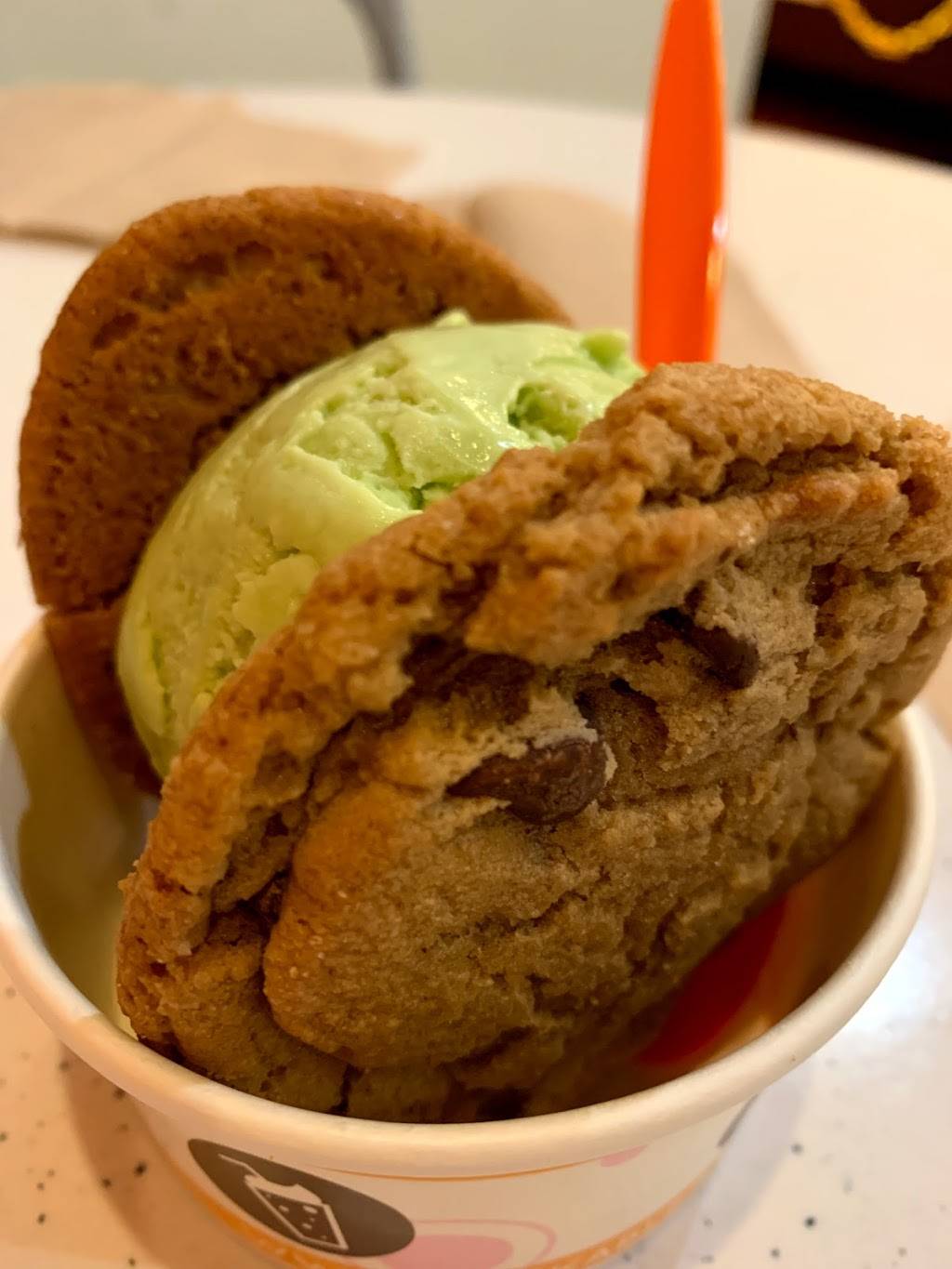 slickables ice cream sandwich | restaurant | 1223 University Ave #100, Riverside, CA 92507, USA | 4804094591 OR +1 480-409-4591