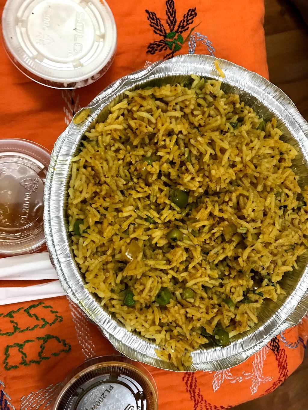 India House | restaurant | 586 Nostrand Ave, Brooklyn, NY 11216, USA | 7188577011 OR +1 718-857-7011