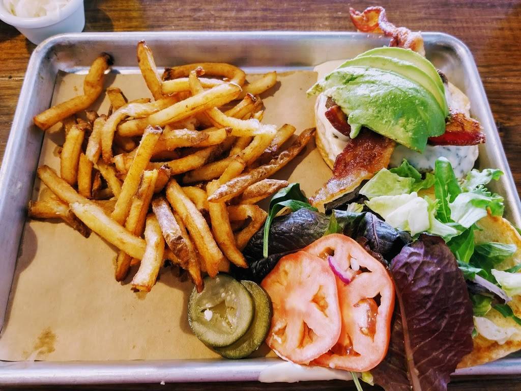 Stuttgarden Tavern | restaurant | 111 23rd St, Galveston, TX 77550, USA | 4094974972 OR +1 409-497-4972