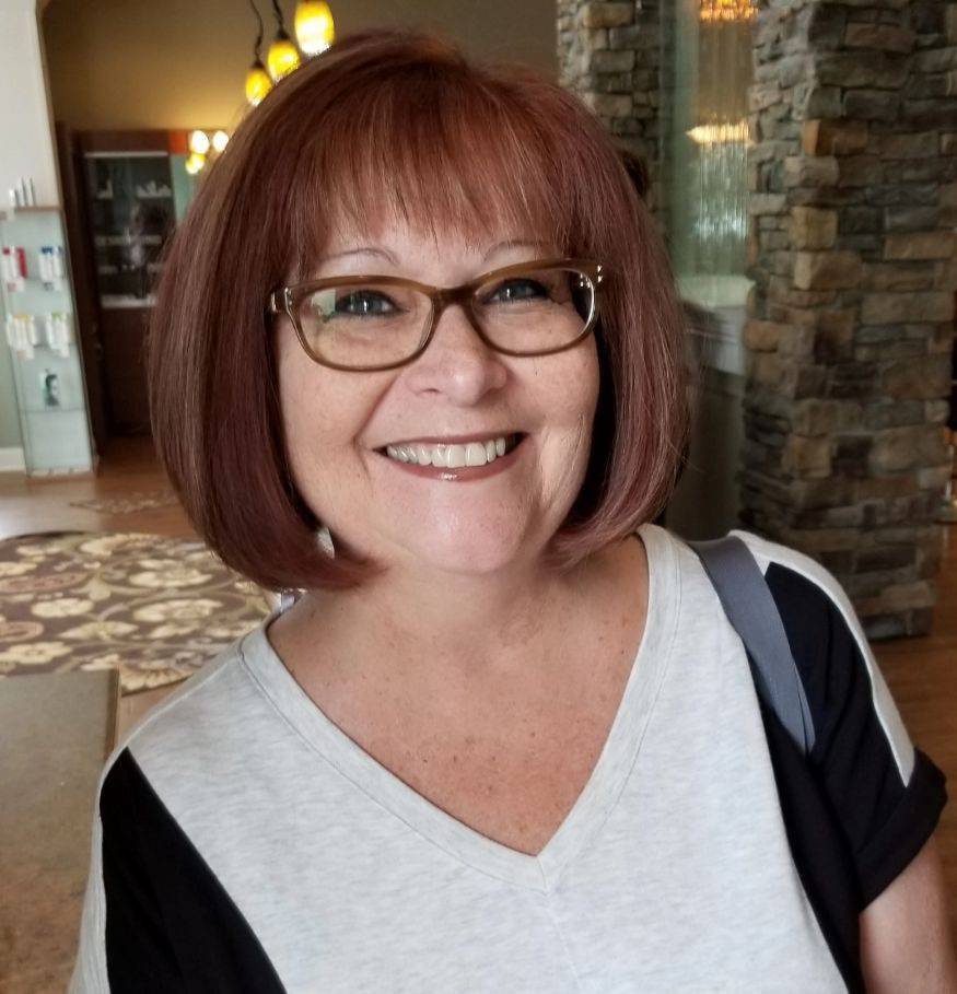 Pink Ribbon Boutique | restaurant | 18 Village Square, Smyrna, DE 19977, USA | 3022236889 OR +1 302-223-6889