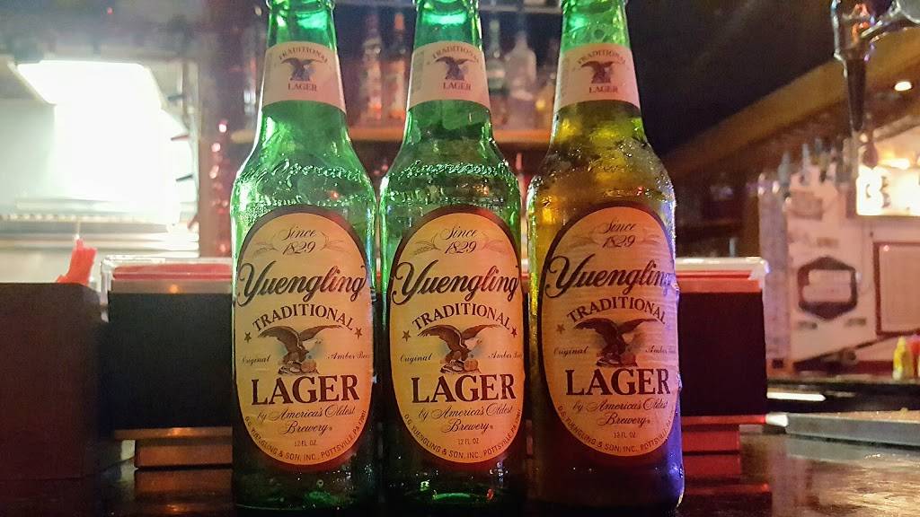 The Southern Bar & Grill | restaurant | 730 Coleman Blvd, Mt Pleasant, SC 29464, USA | 8438490396 OR +1 843-849-0396