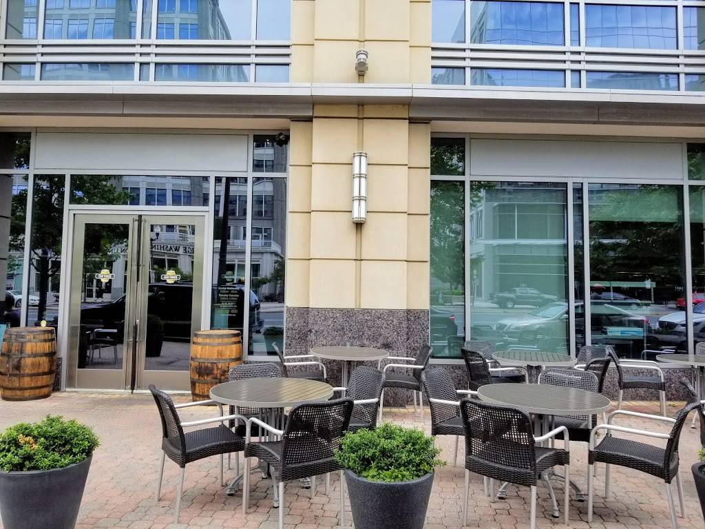 Crafthouse | restaurant | 901 N Glebe Rd #105, Arlington, VA 22203, USA | 5714830421 OR +1 571-483-0421