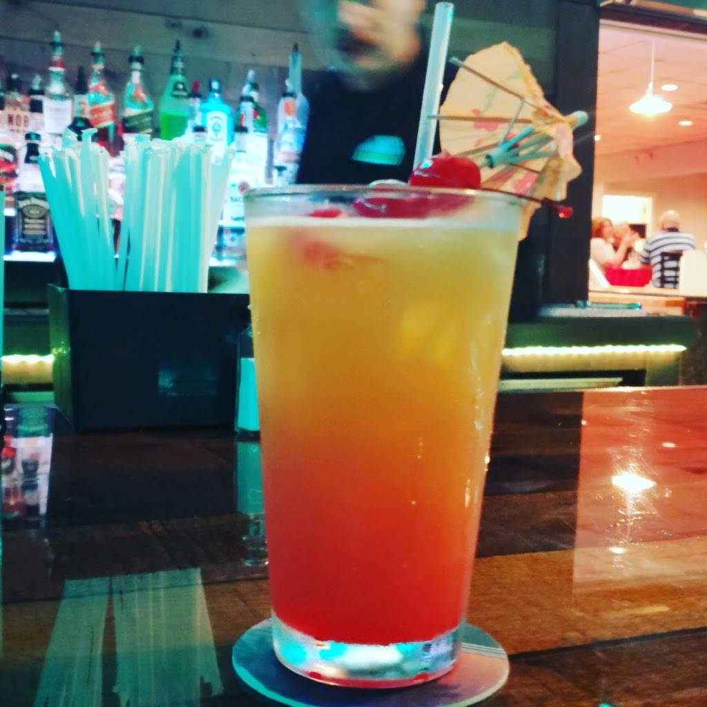 Calypso Bar & Grill | restaurant | 6300 Parc Corniche Dr, Orlando, FL 32821, USA | 4072397100 OR +1 407-239-7100