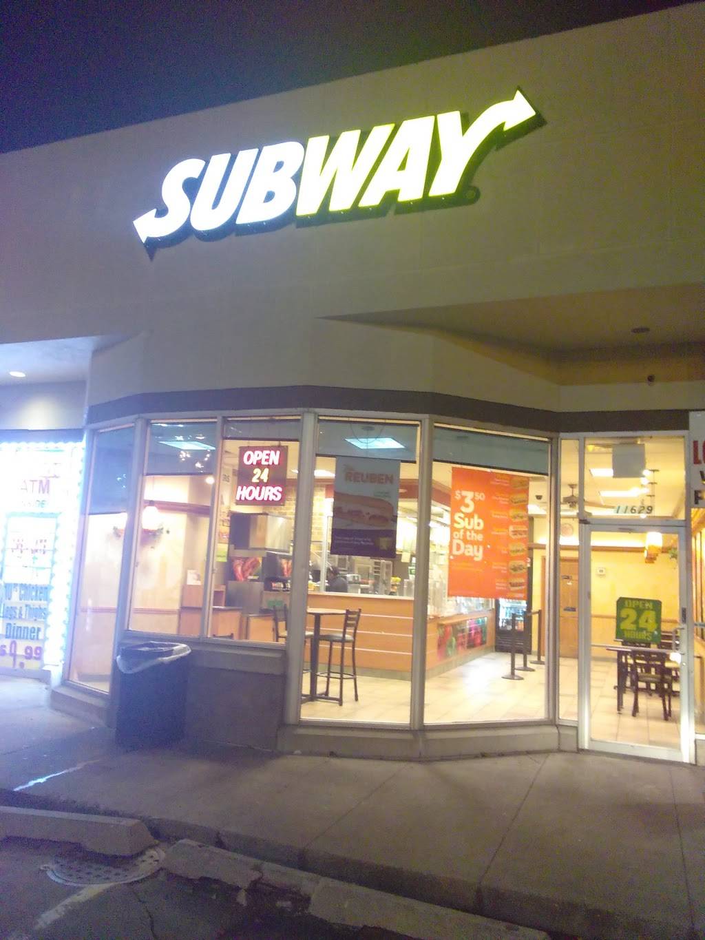 Subway Restaurants | restaurant | 11629 S Halsted St, Chicago, IL 60628, USA | 7736600777 OR +1 773-660-0777