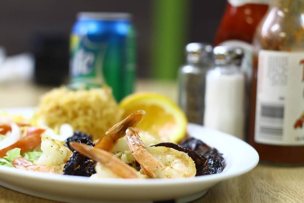 El Molcajetazo | restaurant | 11055 Dennis Rd suite #20, Dallas, TX 75229, USA | 4693996733 OR +1 469-399-6733