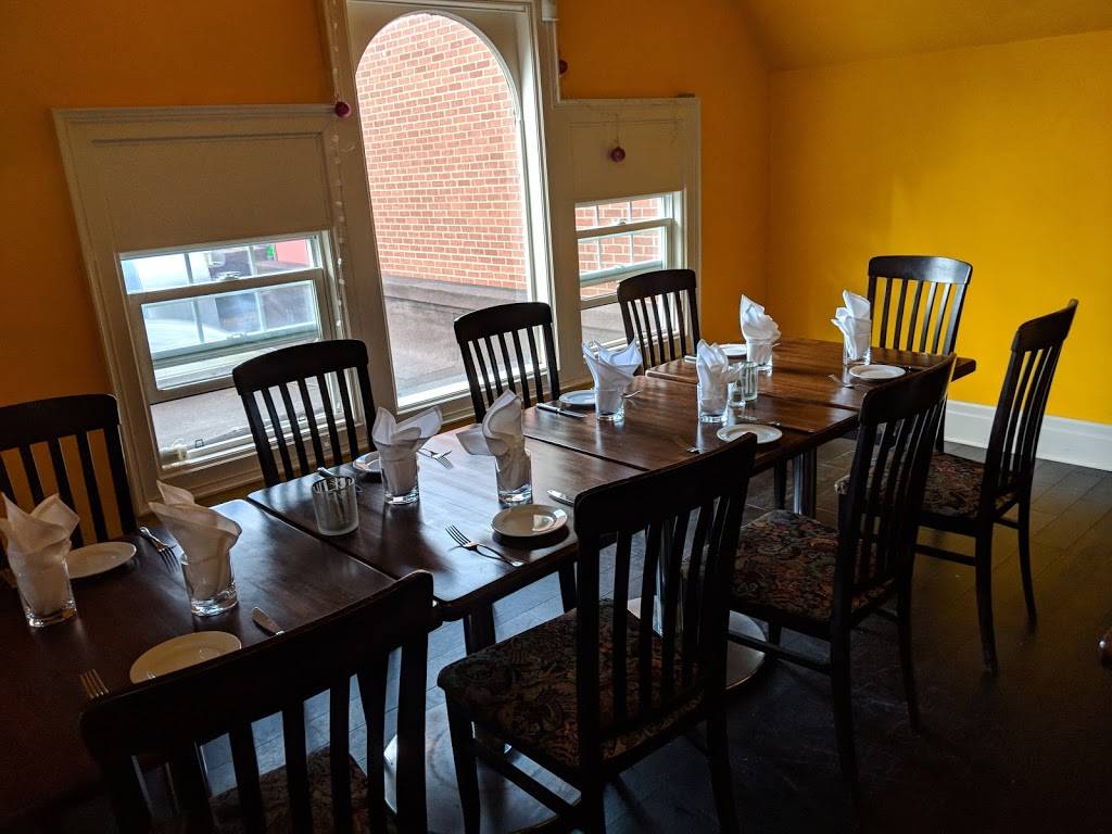 La Sala Restaurant | restaurant | 1975A Queen St E, Toronto, ON M4L 1J1, Canada | 4166940004 OR +1 416-694-0004