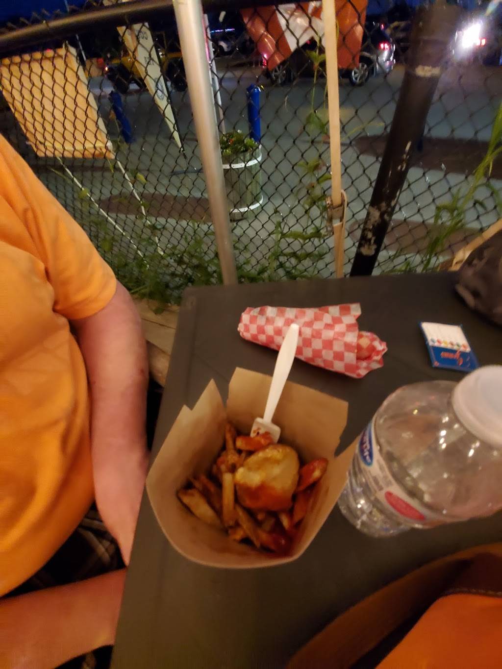 Chip truck | restaurant | 600-590 Liverpool Rd, Pickering, ON L1W 1R1, Canada | 7059391598 OR +1 705-939-1598