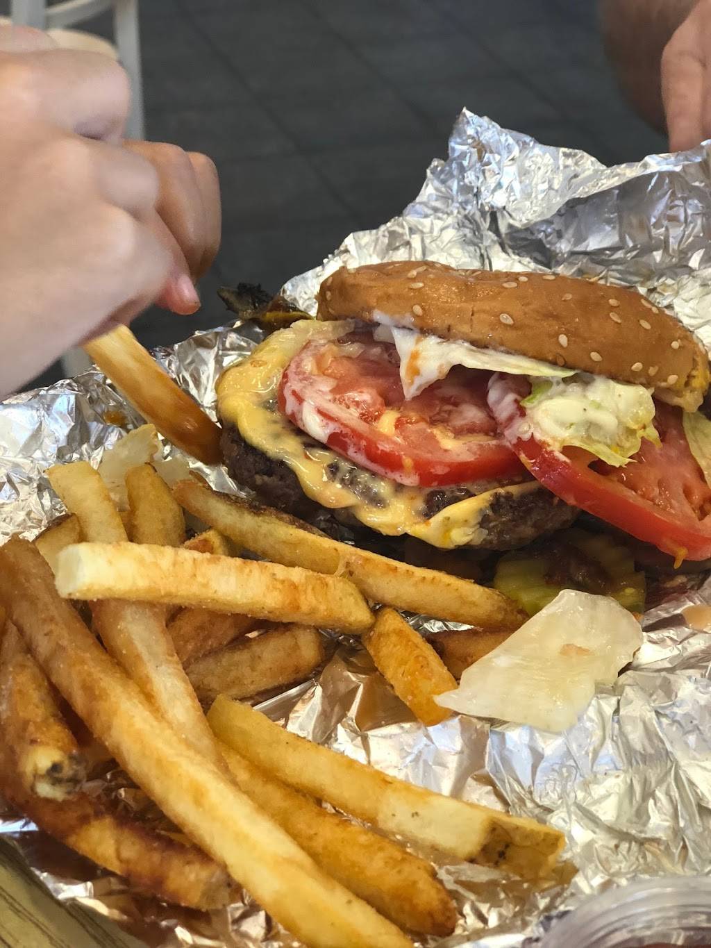 Five Guys | meal takeaway | 804 US-46, Parsippany, NJ 07054, USA | 9733355454 OR +1 973-335-5454
