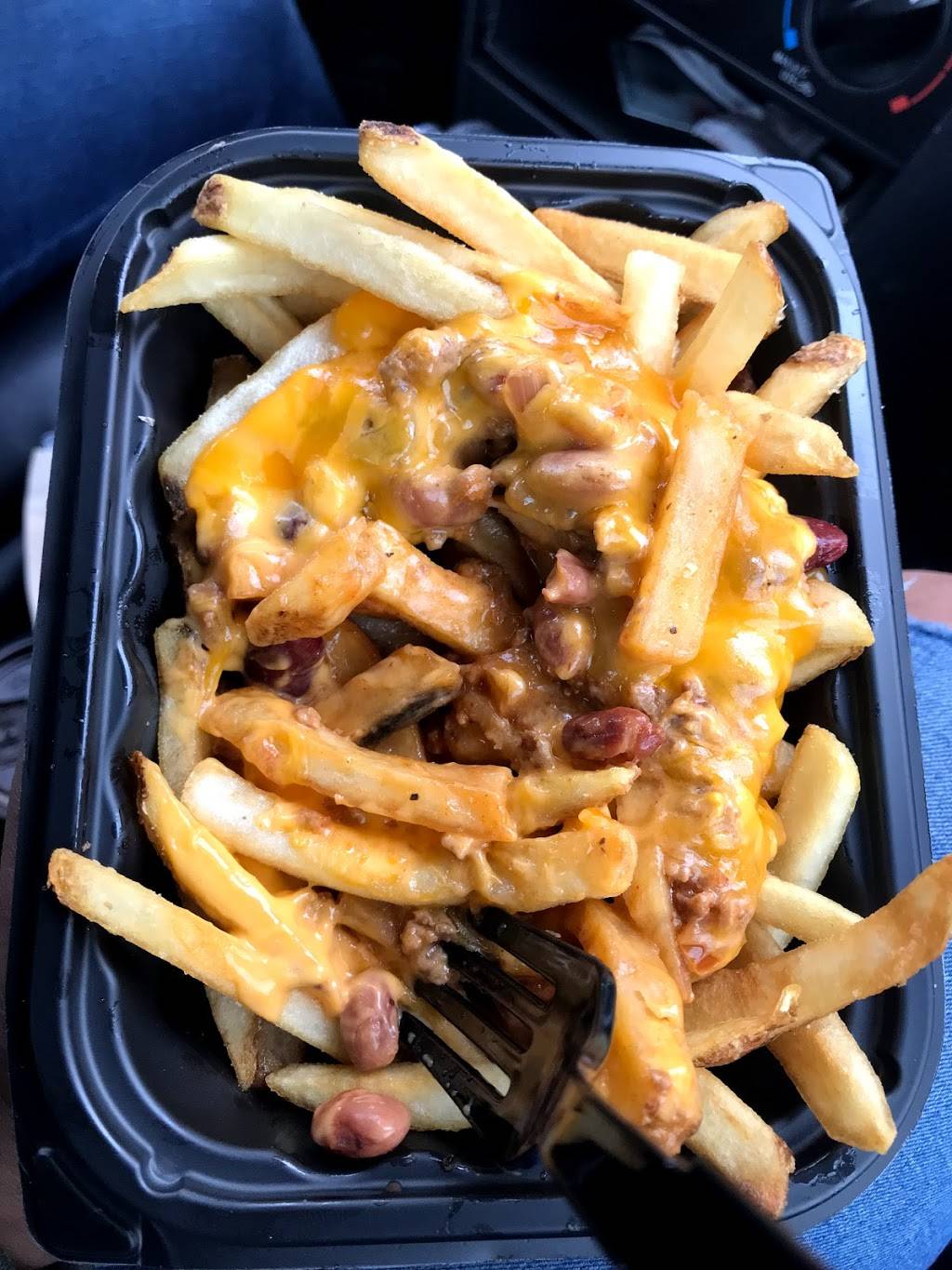 Wendys | restaurant | 3411 Mavis Rd, Mississauga, ON L5C 1T7, Canada | 9052767447 OR +1 905-276-7447