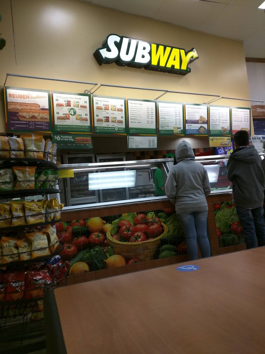 Subway | restaurant | 4001 Hallmark Pkwy, San Bernardino, CA 92407, USA | 9098875733 OR +1 909-887-5733