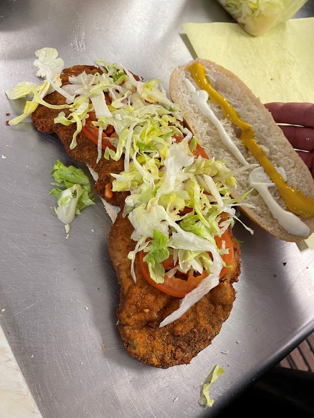 Furnos Pizza and empanadas | restaurant | 1515 N Mountain Ave D, Ontario, CA 91762, USA | 9097815615 OR +1 909-781-5615