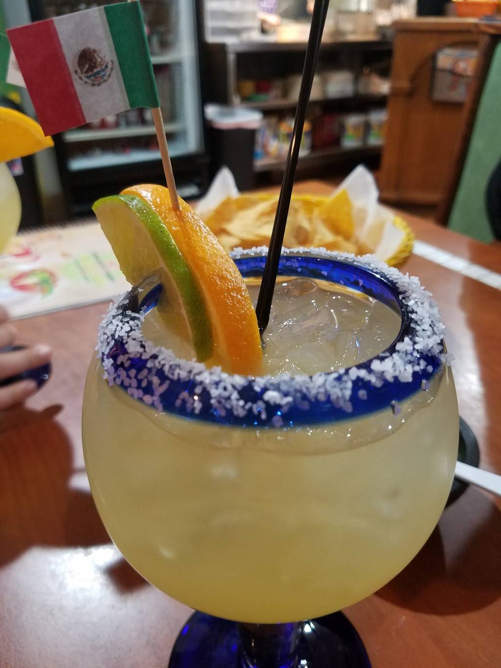 Los Laureles | restaurant | 1518 E Grand Ave, Des Moines, IA 50316, USA | 5152652200 OR +1 515-265-2200