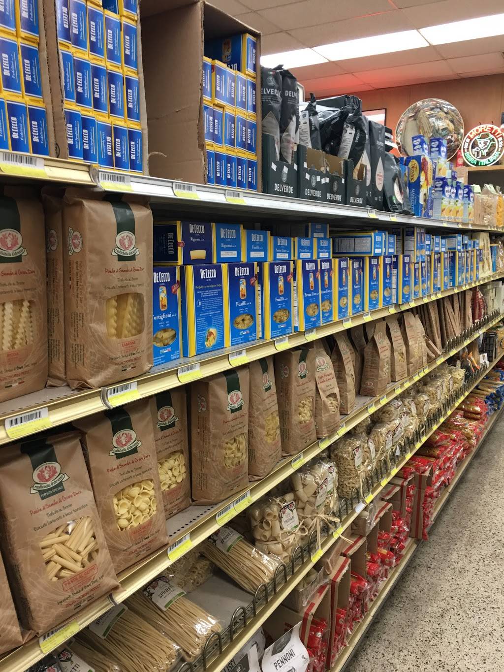 "Bay City" | restaurant | Santa Monica Blvd, Santa Monica, CA 90401, USA | 5014049652 OR +1 501-404-9652