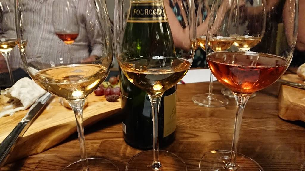 Flight Wine Lounge & Shop | night club | 9711 NE 2nd Ave, Miami Shores, FL 33138, USA | 3053921277 OR +1 305-392-1277