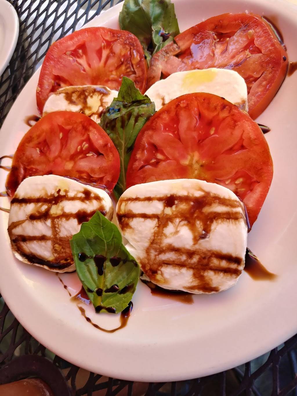 Vento la Trattoria | restaurant | 28611 Lake Rd, Bay Village, OH 44140, USA | 4408354530 OR +1 440-835-4530