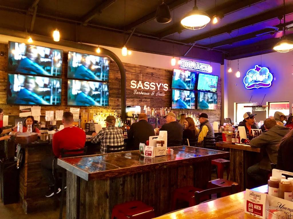 Sassys Barbecue and Grille | restaurant | 1290 Steamboat Dr, Fayetteville, AR 72704, USA | 4794356996 OR +1 479-435-6996