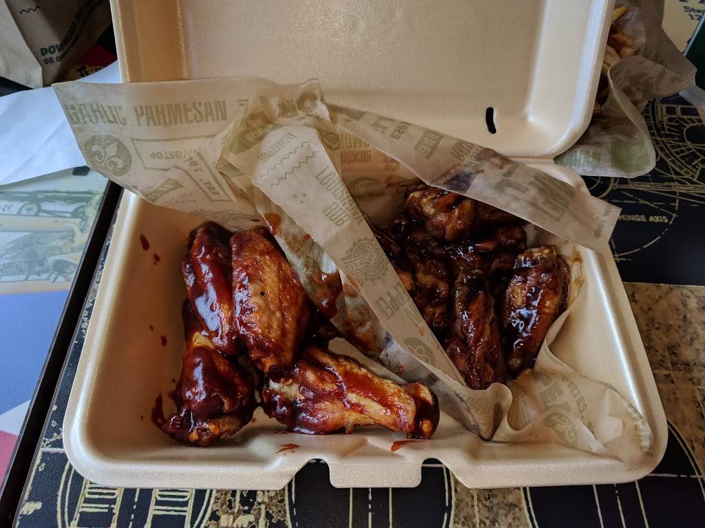 Wingstop | meal takeaway | 2115 E Hillsborough Ave, Tampa, FL 33610, USA | 8135591527 OR +1 813-559-1527