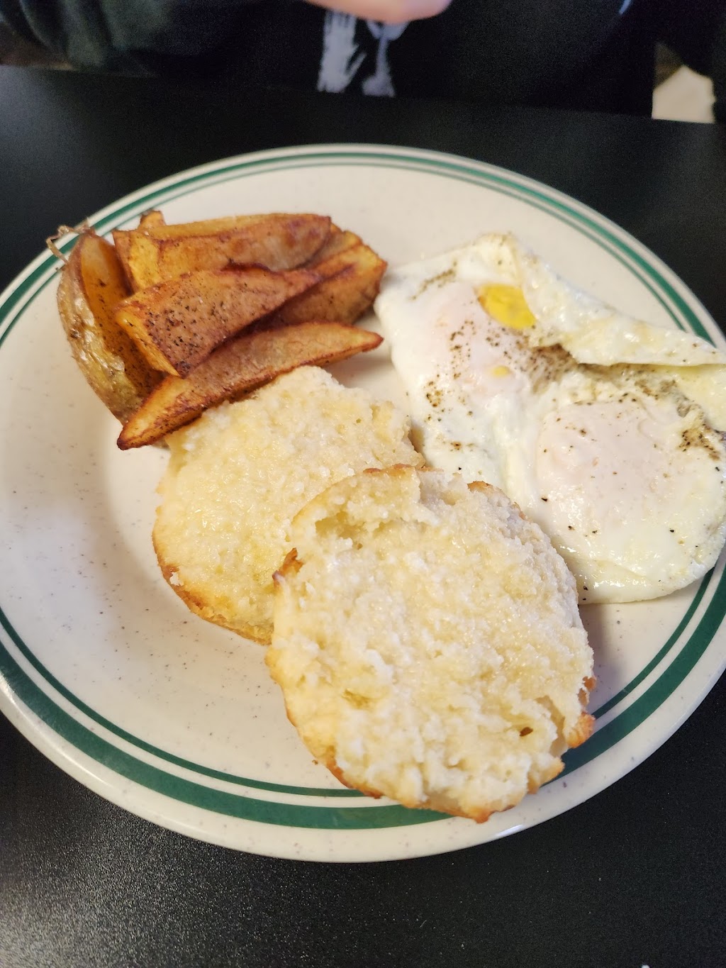 Sunshine & Cinnamon Cafe | bakery | 120 IN-28, Alexandria, IN 46001, USA | 7657050819 OR +1 765-705-0819