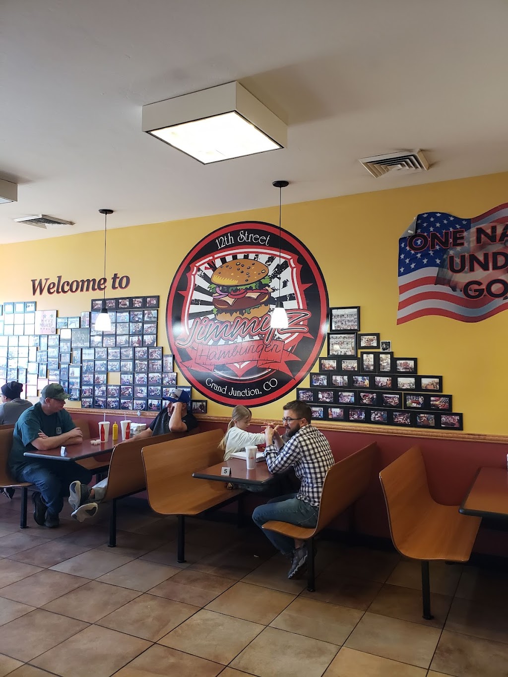 Jimmyz Hamburgers | restaurant | 1840 N 12th St, Grand Junction, CO 81501, USA | 9702438551 OR +1 970-243-8551