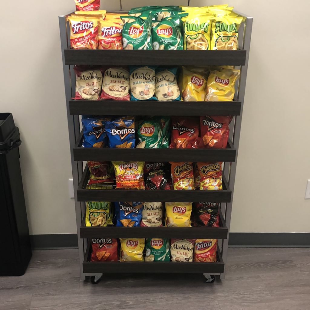 Miguels Dogs | restaurant | 1353 Purchase St, New Bedford, MA 02719, USA | 5089791209 OR +1 508-979-1209