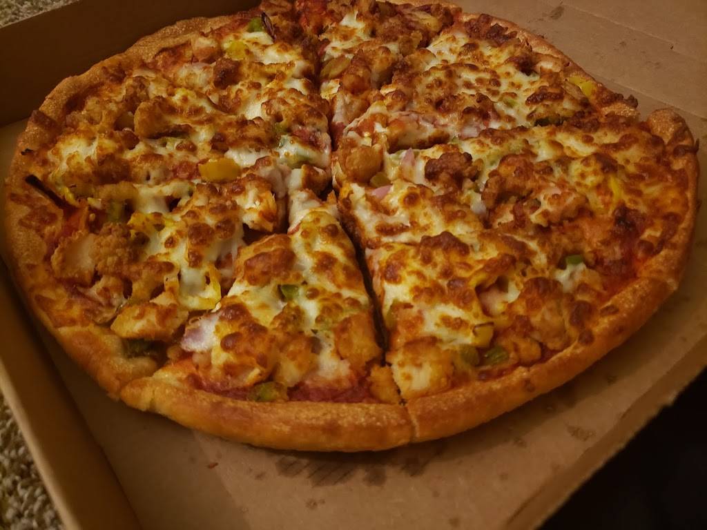 Godfathers Pizza | restaurant | 2860 N Main St, Decatur, IL 62526, USA | 2178757000 OR +1 217-875-7000