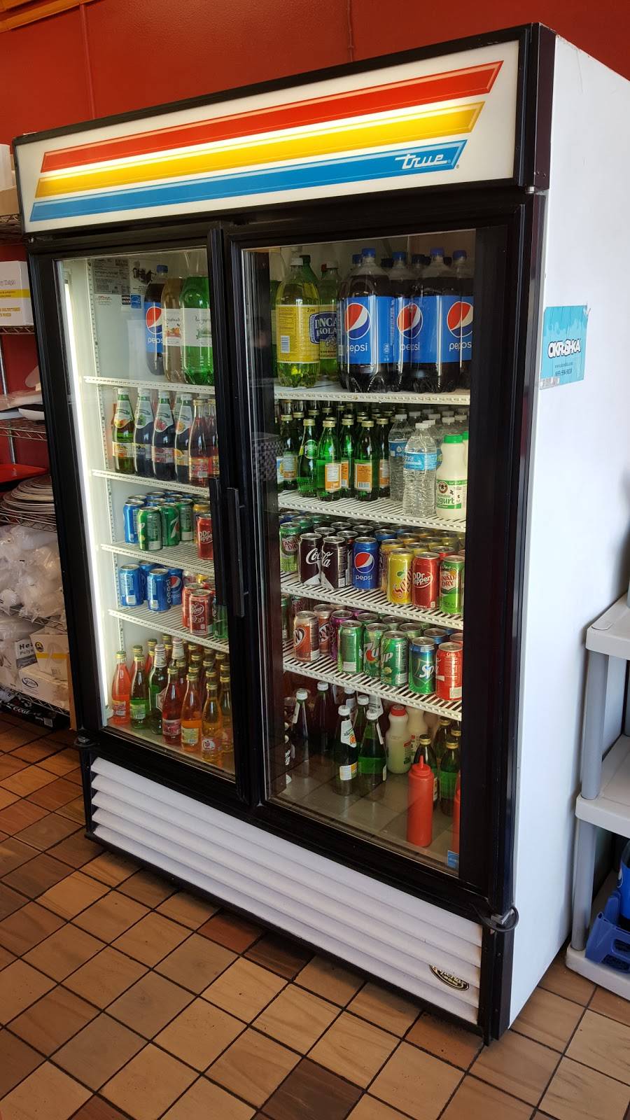 Royal Pizza | restaurant | 13666 Oxnard St, Van Nuys, CA 91401, USA | 8187821211 OR +1 818-782-1211