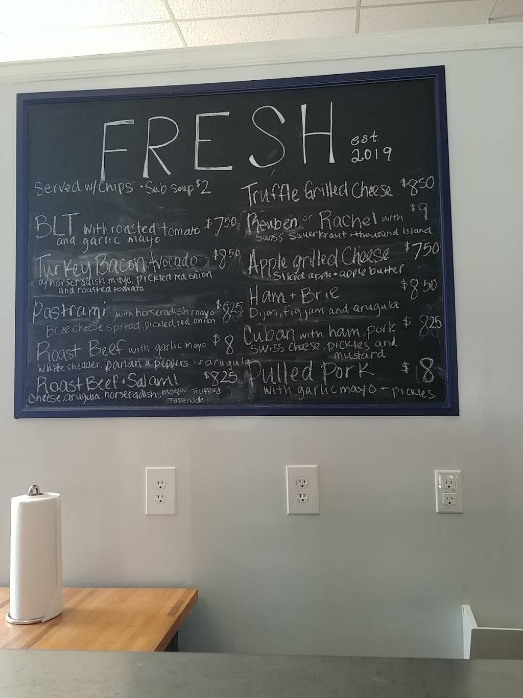 Fresh | restaurant | 109 S Church St, Rogersville, TN 37857, USA | 4232933780 OR +1 423-293-3780