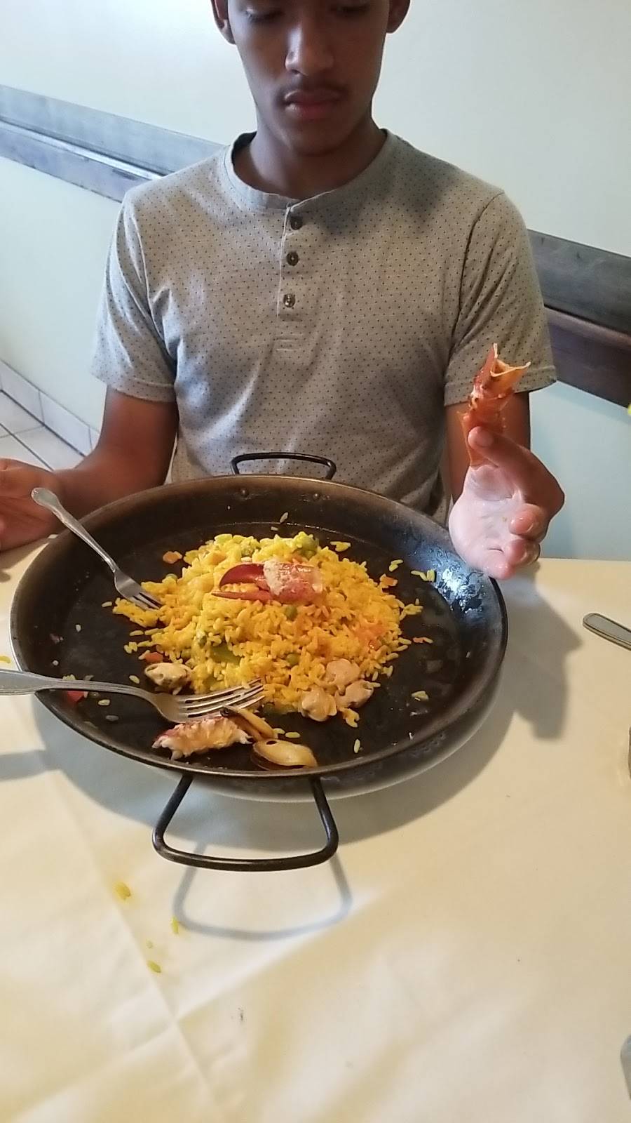 Tio Pepe Restaurant & Bar | restaurant | 6618 Castor Ave, Philadelphia, PA 19149, USA | 2157424775 OR +1 215-742-4775