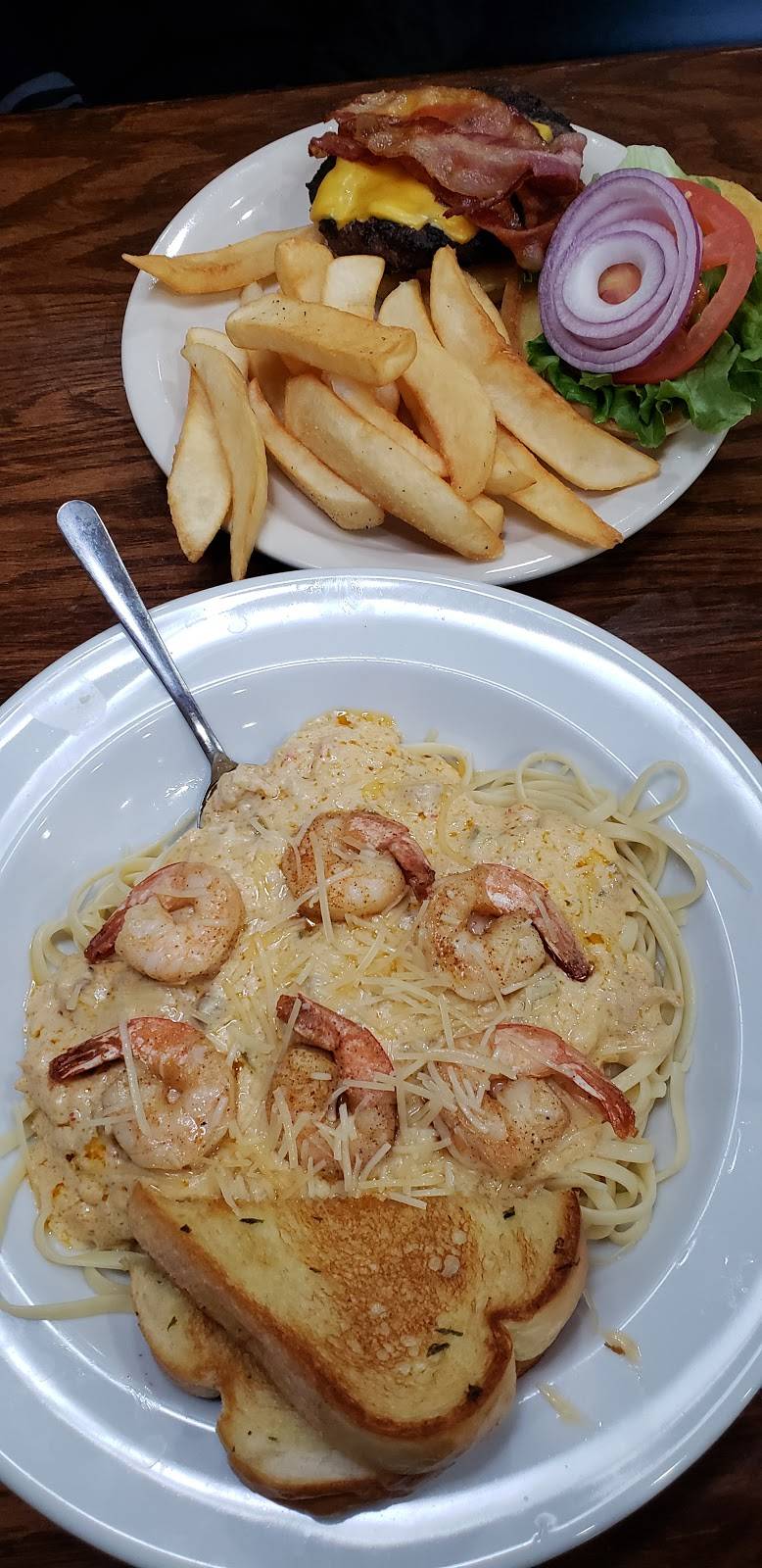 Knob Creek Bar & Grill | restaurant | 32715 Chandler Rd #8652, Creighton, MO 64739, USA | 6604992405 OR +1 660-499-2405