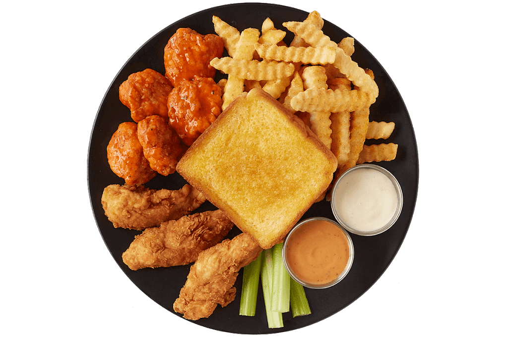 Zaxbys Chicken Fingers & Buffalo Wings | restaurant | 3423 Fern Valley Rd, Louisville, KY 40213, USA | 5027493972 OR +1 502-749-3972