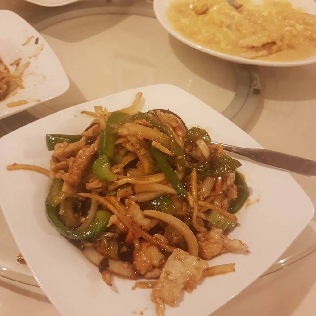 Dragon Tavern Restaurant | restaurant | 971 Montreal Rd, Ottawa, ON K1K 0S6, Canada | 6137467777 OR +1 613-746-7777