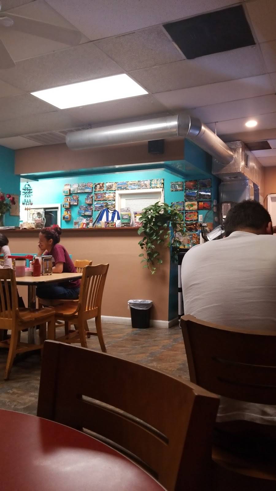 Antojitos Hondureños | restaurant | 7901 Cameron Rd #5c, Austin, TX 78754, USA | 5127195515 OR +1 512-719-5515