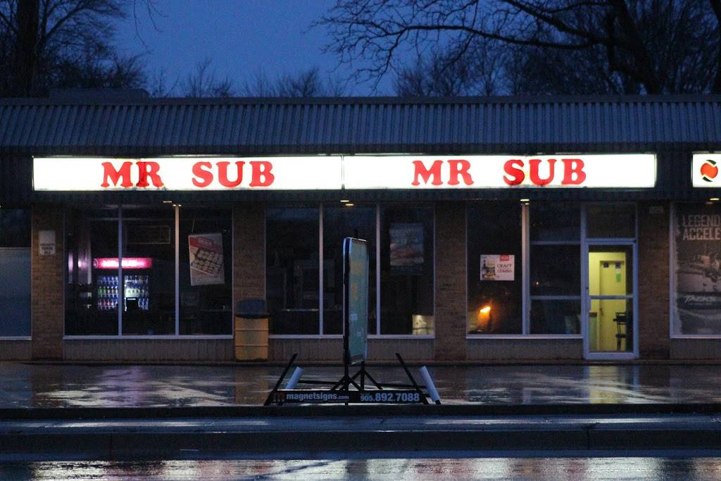 Mr.Sub | restaurant | 545 Niagara St, Welland, ON L3C 1L7, Canada | 9059889702 OR +1 905-988-9702