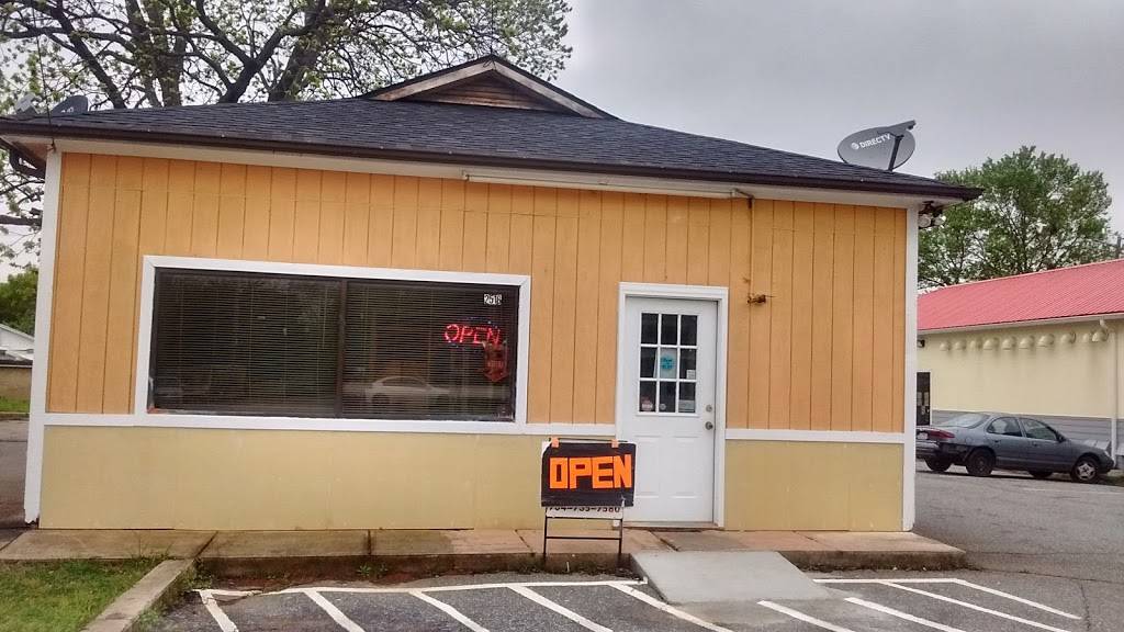 Rosa de Saron Mexican Taqueria | restaurant | 2516 1st Ave SW, Hickory, NC 28602, USA | 8283223114 OR +1 828-322-3114