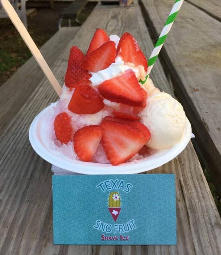 Texas Sno Fruit | restaurant | 359 Willis St Scopel Square, Alvin, TX 77511, USA | 8326607554 OR +1 832-660-7554