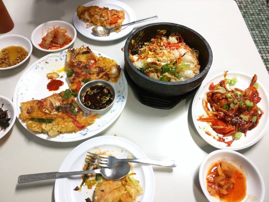 Chorong House | restaurant | 1121 E Fayette St STE 1, Syracuse, NY 13210, USA | 3154280501 OR +1 315-428-0501