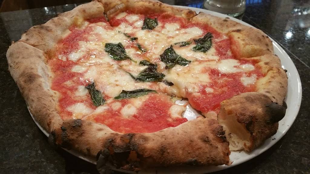 Sapori Napoletani Pizzeria Napoletana Wood burning oven | restaurant | 6050 N Northwest Hwy, Chicago, IL 60631, USA | 7736287894 OR +1 773-628-7894