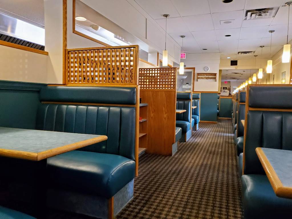 Coreys Restaurant | restaurant | 10 Brock St E, Tillsonburg, ON N4G 1Z5, Canada | 5198427839 OR +1 519-842-7839