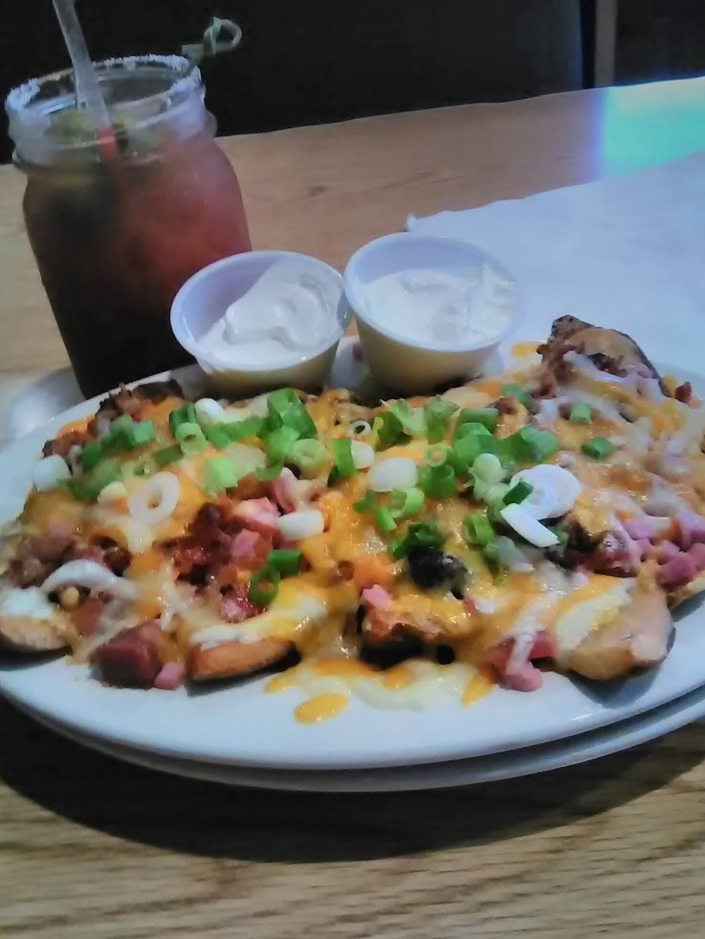 Sweet Carolines | restaurant | 100 N 7th St, Owensville, MO 65066, USA | 5734377774 OR +1 573-437-7774