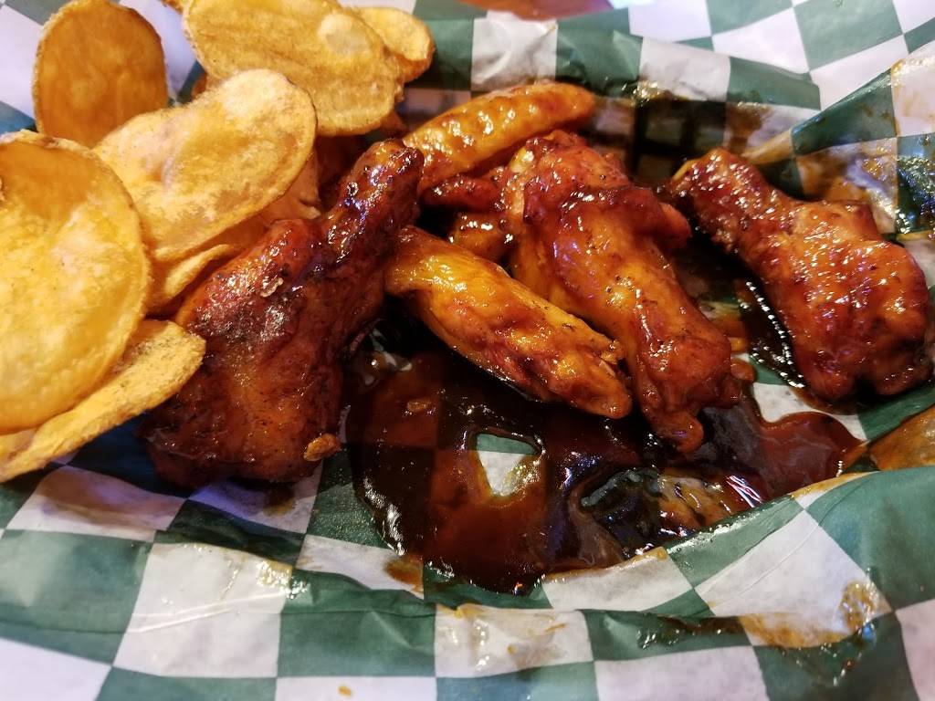 Legendz Sports Bar and Grill | restaurant | 8695 W Jack Carnes Way #6, French Lick, IN 47432, USA | 8129366338 OR +1 812-936-6338